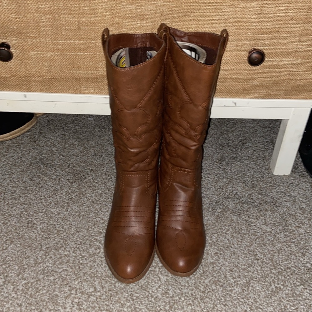 Forever 21 Brown Western Cowboy Boots